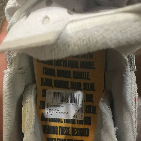 Reebok Experiment 4 Trail Fury
Pyer Moss Ash Lily - Picture 6 of 8